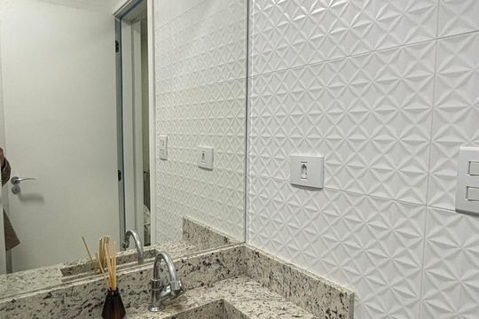 Banheiro da Suíte de apartamento à venda com 2 quartos, 81m² em Jardim Bela Vista, Santo André