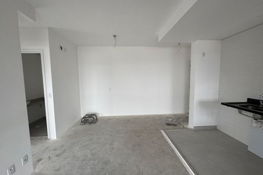 Sala de apartamento à venda com 2 quartos, 64m² em Centro, Osasco
