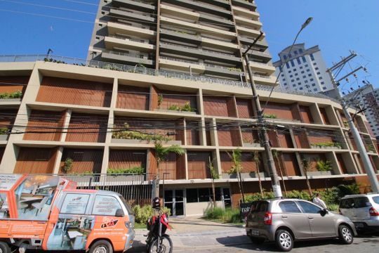 Fachada de apartamento à venda com 2 quartos, 64m² em Centro, Osasco