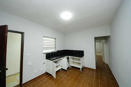 Cozinha de casa à venda com 2 quartos, 300m² em Jardim Tiete, São Paulo