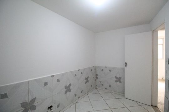 Quarto de casa para alugar com 1 quarto, 40m² em Curicica, Rio de Janeiro