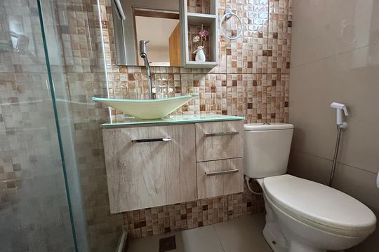 Banheiro Social de apartamento à venda com 2 quartos, 65m² em Del Castilho, Rio de Janeiro