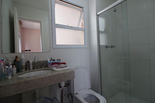 Banheiro da Suíte 2 de apartamento para alugar com 3 quartos, 137m² em Adalgisa, Osasco
