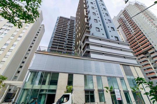 Fachada  de apartamento à venda com 2 quartos, 42m² em Santo Amaro, São Paulo