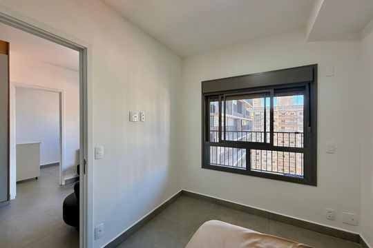 Quarto 1 de apartamento à venda com 2 quartos, 42m² em Santo Amaro, São Paulo