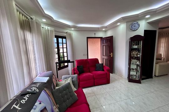 Sala de casa à venda com 3 quartos, 206m² em Jardim Santa Clara, Guarulhos
