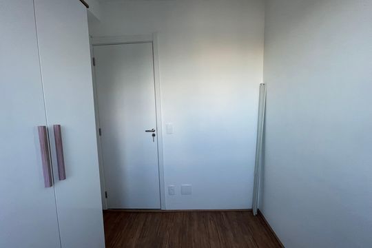 Quarto 2 de apartamento à venda com 2 quartos, 32m² em Jardim Celeste, São Paulo
