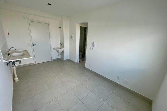 Cozinha de apartamento para alugar com 2 quartos, 32m² em Parque Novo Mundo, São Paulo