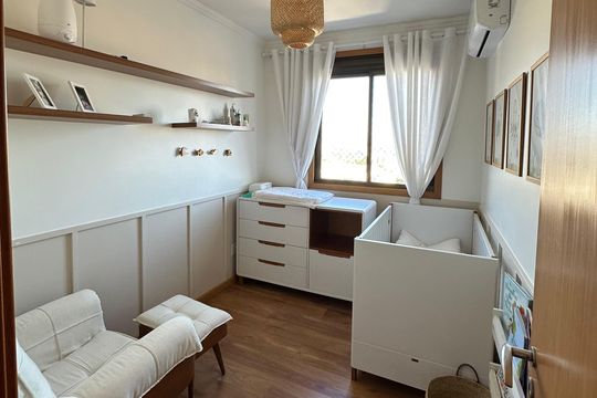Quarto 1 de apartamento à venda com 3 quartos, 80m² em Vila Jardim, Porto Alegre