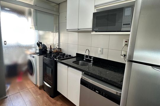 Cozinha  de apartamento à venda com 3 quartos, 80m² em Vila Jardim, Porto Alegre