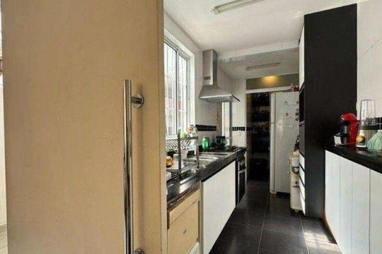 Cozinha de casa à venda com 3 quartos, 220m² em Vila Nova Conceição, São Paulo