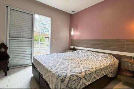 Quarto de casa à venda com 3 quartos, 220m² em Vila Nova Conceição, São Paulo