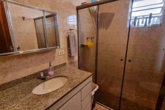 Banheiro de casa à venda com 3 quartos, 240m² em Siciliano, São Paulo