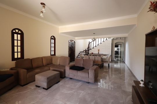 Casa para alugar com 4 quartos, 450m² em Vila Esperança, São Paulo