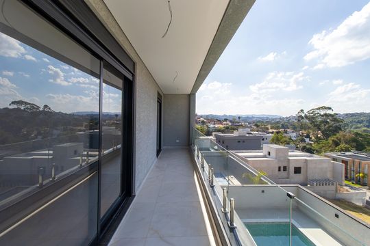 Varanda da Suíte 3 e 4 de casa de condomínio para alugar com 4 quartos, 380m² em Granja Viana, Cotia