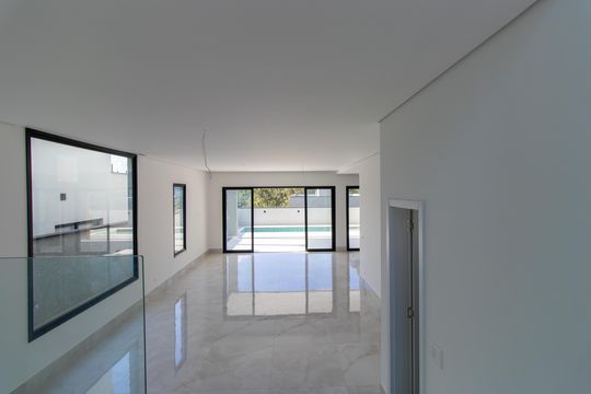 Casa de Condomínio para alugar com 4 quartos, 380m² em Granja Viana, Cotia