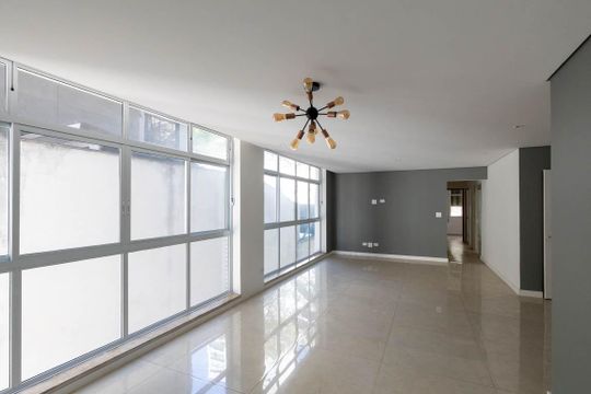 Apartamento à venda com 3 quartos, 123m² em Santa Cecilia, São Paulo