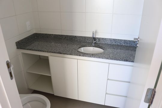 Banheiro Suíte de apartamento para alugar com 3 quartos, 73m² em Palmeiras, Belo Horizonte