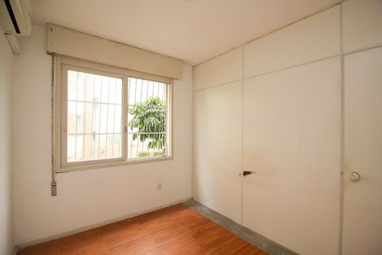 Quarto de casa à venda com 1 quarto, 32m² em Santana, Porto Alegre