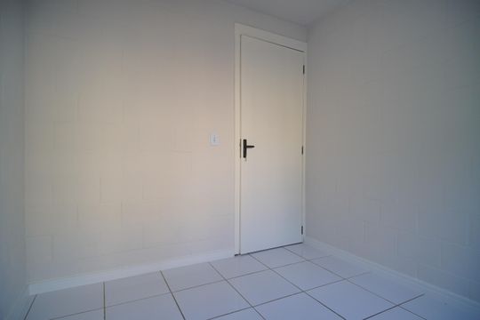 Quarto 2 de apartamento para alugar com 2 quartos, 47m² em São João Batista, São Leopoldo