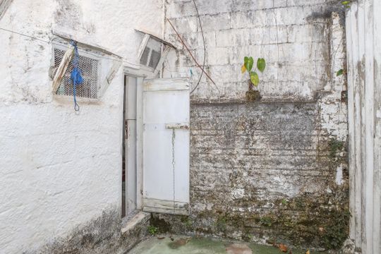 Quintal de casa à venda com 3 quartos, 120m² em Vila Ipojuca, São Paulo