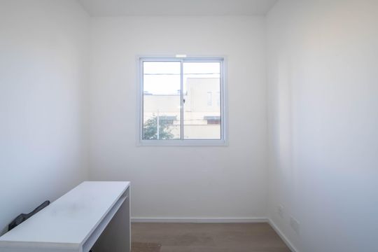 Quarto 2 de apartamento à venda com 2 quartos, 30m² em Jardim Aeroporto, São Paulo