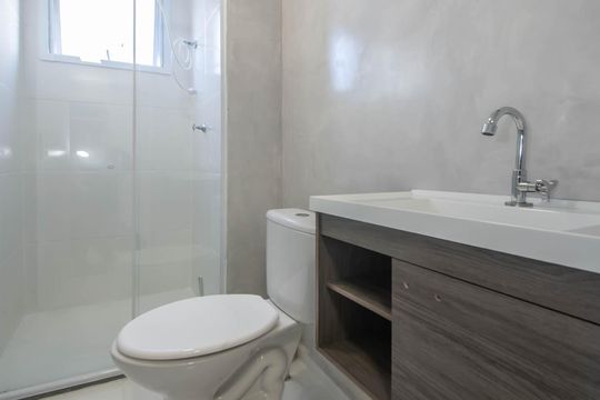 Banheiro de apartamento à venda com 2 quartos, 30m² em Jardim Aeroporto, São Paulo