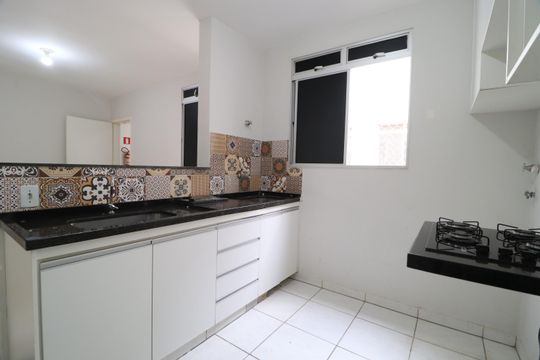 Cozinha de apartamento para alugar com 2 quartos, 45m² em Shopping Park, Uberlândia