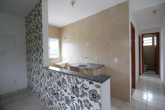 Cozinha de apartamento para alugar com 2 quartos, 49m² em Curicica, Rio de Janeiro