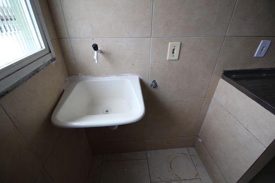 Área de Serviço de apartamento para alugar com 2 quartos, 49m² em Curicica, Rio de Janeiro