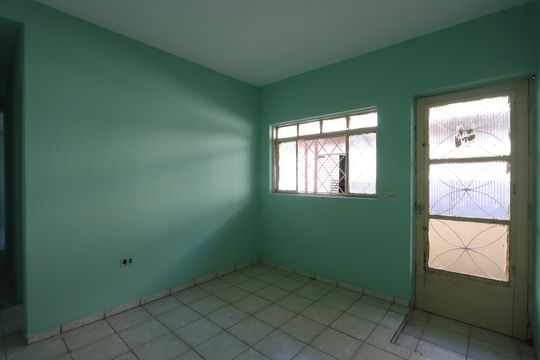 Casa para alugar com 1 quarto, 50m² em Jardim Três Marias, São Paulo