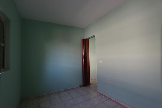 Quarto de casa para alugar com 1 quarto, 50m² em Jardim Três Marias, São Paulo