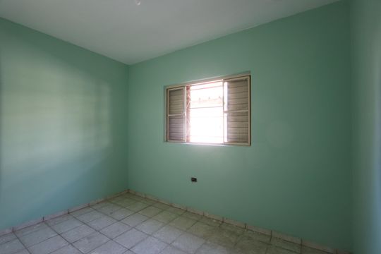 Quarto de casa para alugar com 1 quarto, 50m² em Jardim Três Marias, São Paulo
