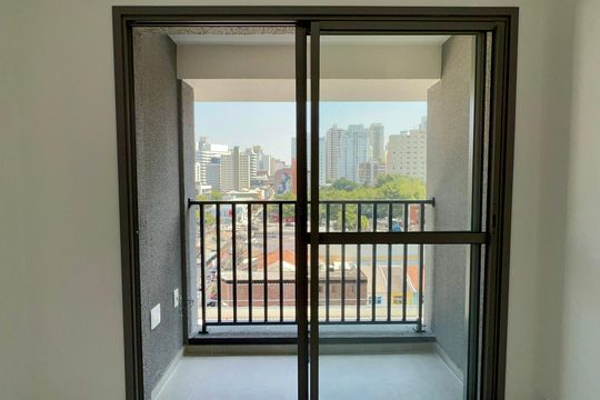 Varanda de apartamento à venda com 1 quarto, 26m² em Pinheiros, São Paulo