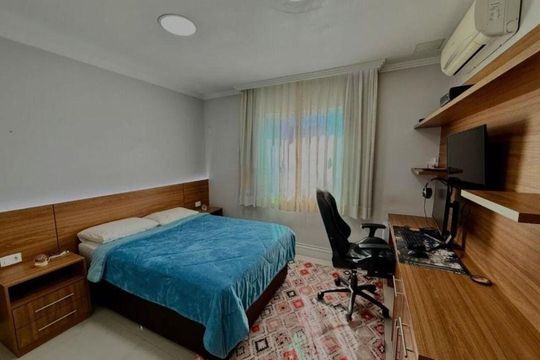 Casa à venda com 3 quartos, 219m² em Maria Paula, Niterói