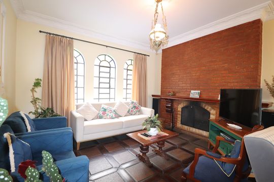 Sala de casa à venda com 3 quartos, 232m² em Santa Maria, Santo André