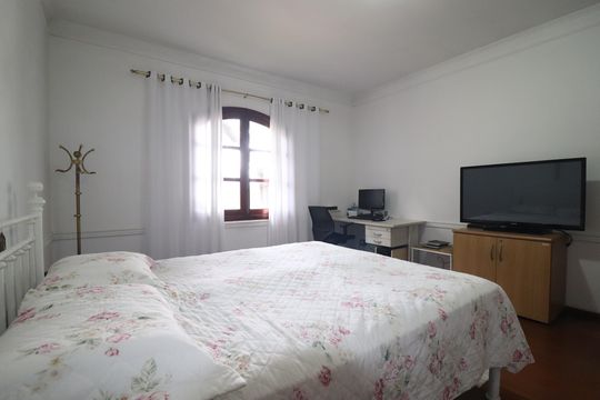 Suíte de casa à venda com 3 quartos, 232m² em Santa Maria, Santo André