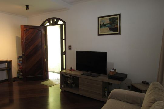 Casa à venda com 3 quartos, 175m² em Bela Vista, Osasco