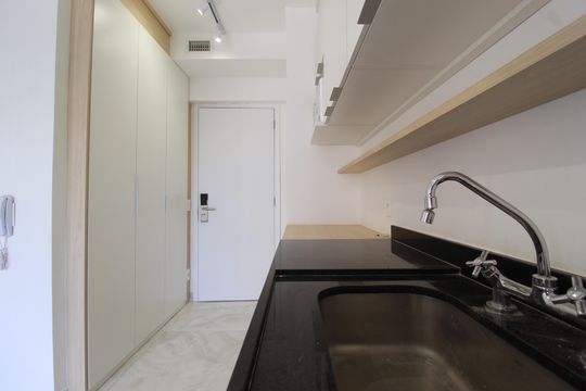 Cozinha de kitnet/studio para alugar com 1 quarto, 30m² em Indianópolis, São Paulo