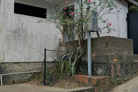 Casa para alugar com 2 quartos, 54m² em Tarumã, Viamão