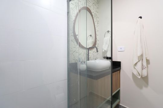 Banheiro de apartamento à venda com 1 quarto, 25m² em Pompeia, São Paulo