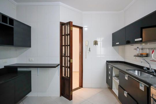 Cozinha de apartamento à venda com 2 quartos, 69m² em Vila Mariza, São Bernardo do Campo