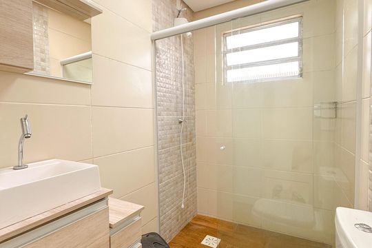 Banheiro 1 de apartamento para alugar com 3 quartos, 130m² em Ipiranga, São José
