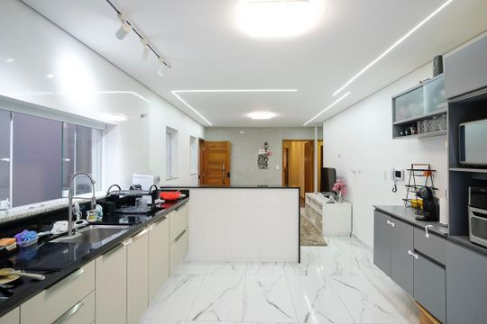 Cozinha de casa à venda com 3 quartos, 160m² em Santa Maria, São Caetano do Sul