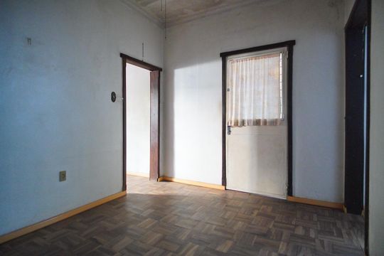 Sala de Estar de casa à venda com 3 quartos, 120m² em São João, Porto Alegre