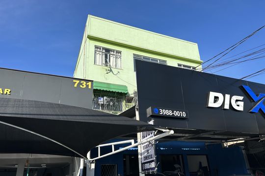 Fachada de apartamento à venda com 2 quartos, 100m² em Vila Valqueire, Rio de Janeiro
