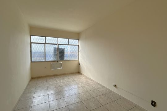 Apartamento à venda com 2 quartos, 100m² em Vila Valqueire, Rio de Janeiro