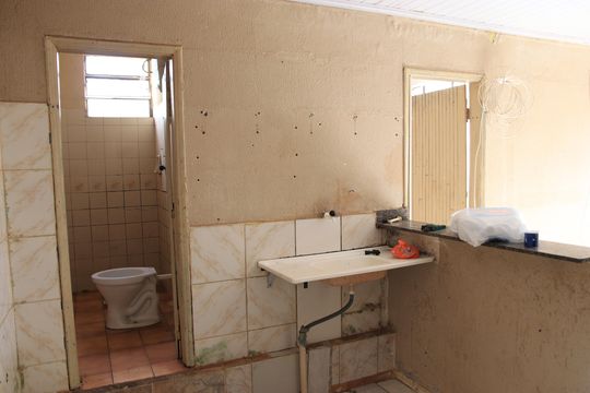 Cozinha de casa para alugar com 2 quartos, 40m² em Jardim Novo Mundo, Goiânia