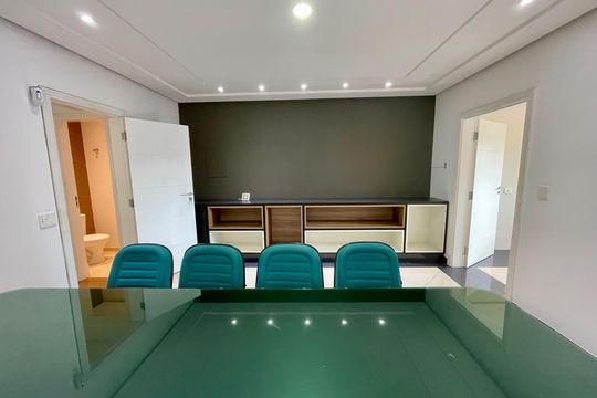 Cozinha de casa à venda com 4 quartos, 380m² em Jardim Gumercindo, Guarulhos