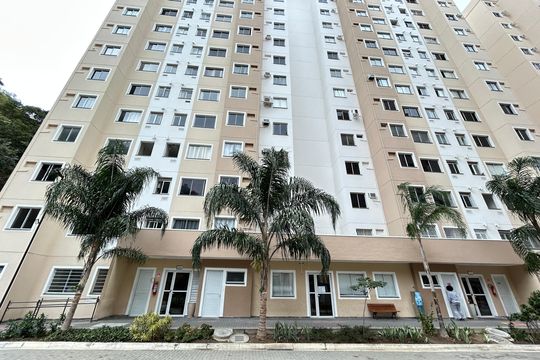 Fachada do bloco de apartamento à venda com 2 quartos, 42m² em Bonsucesso, Rio de Janeiro